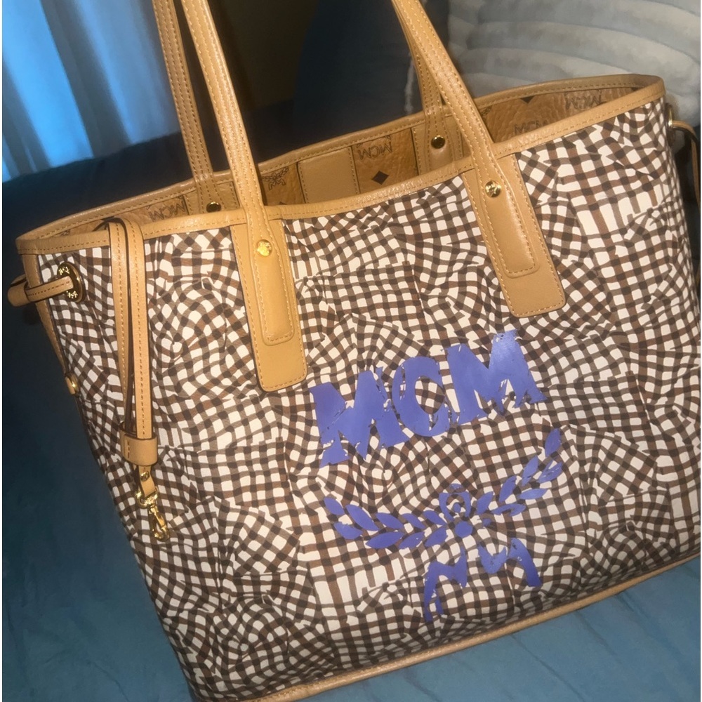 MCM TOTE BAG